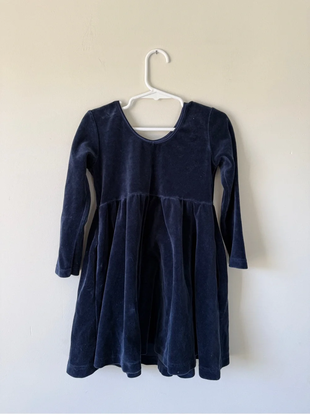 Hanna Andersson Navy Blue Velvet Long-Sleeve Girls Dress